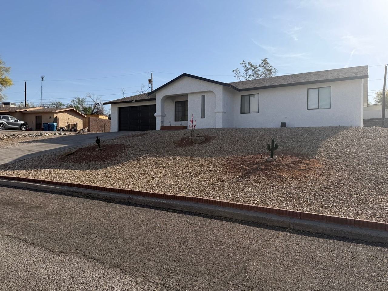 2328 Senita Dr - Photo 3 of 28