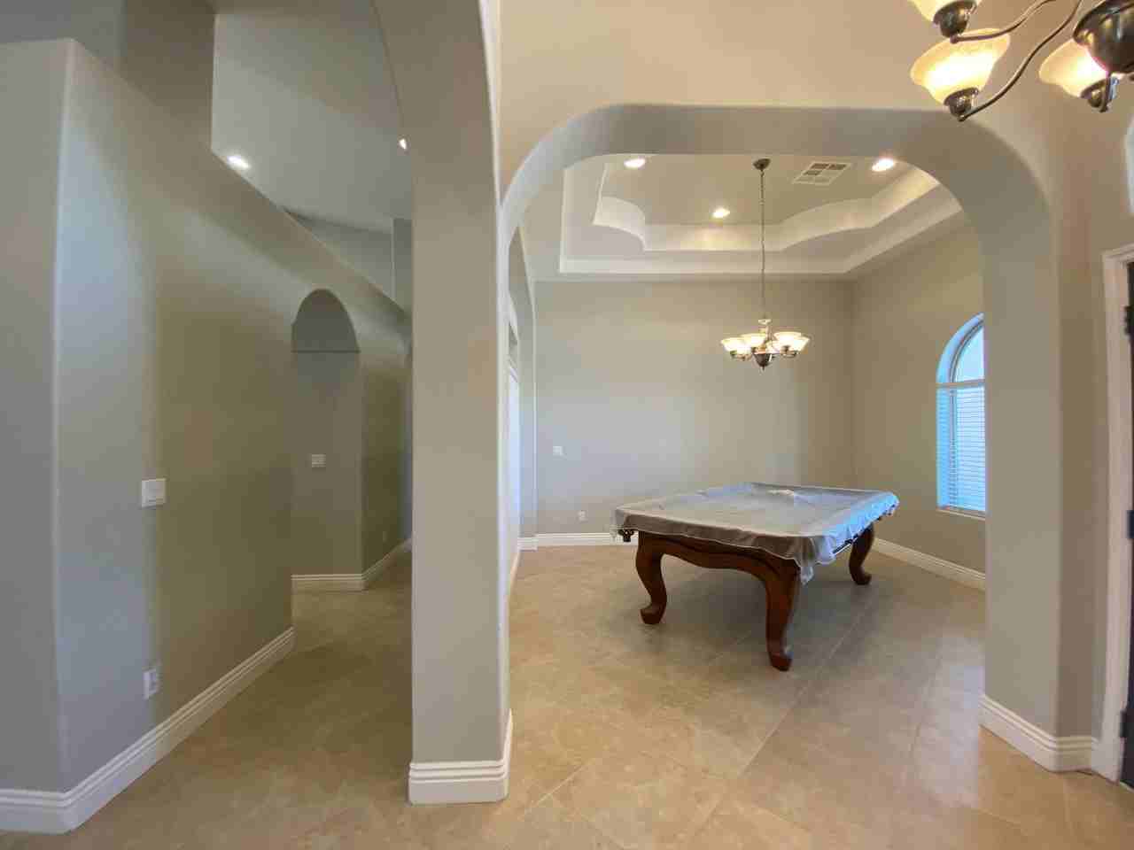 3611 Oakleaf Ave - Photo 5 of 50