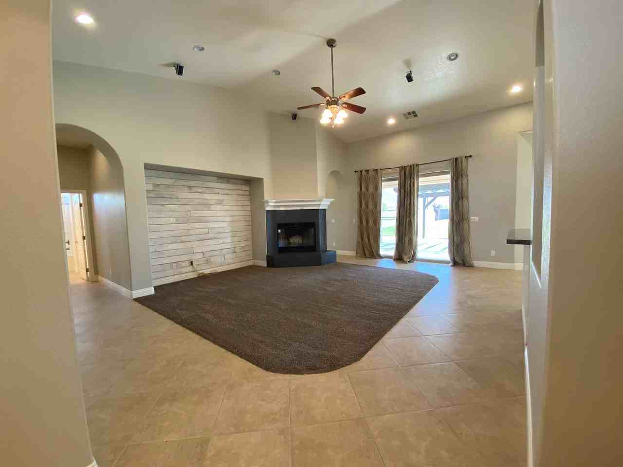 3611 Oakleaf Ave - Photo 6 of 50