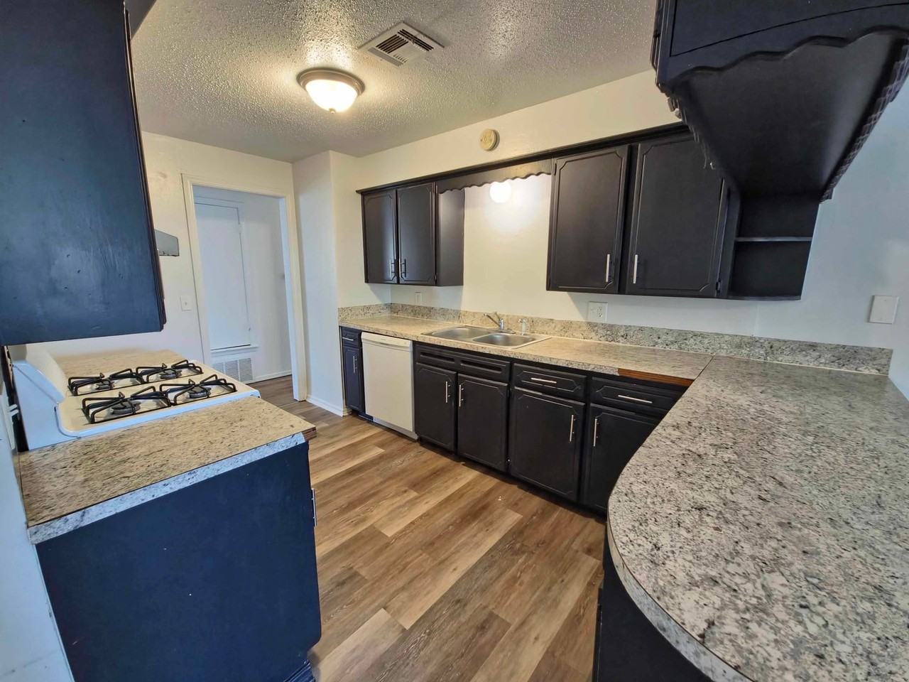 3224 Lazy Ln - Photo 6 of 26