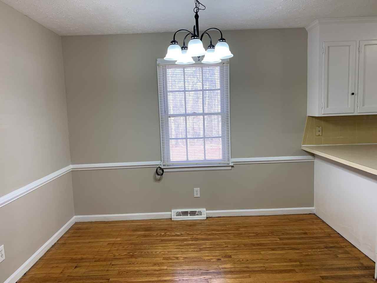 41 Maybrook Dr - Photo 7 of 15