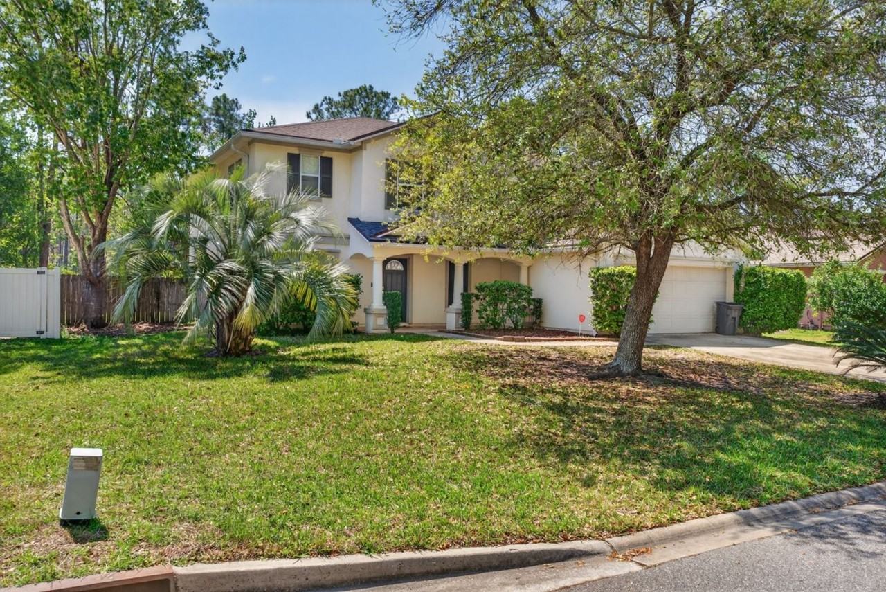 2454 Britney Lakes Ln - Photo 3 of 39