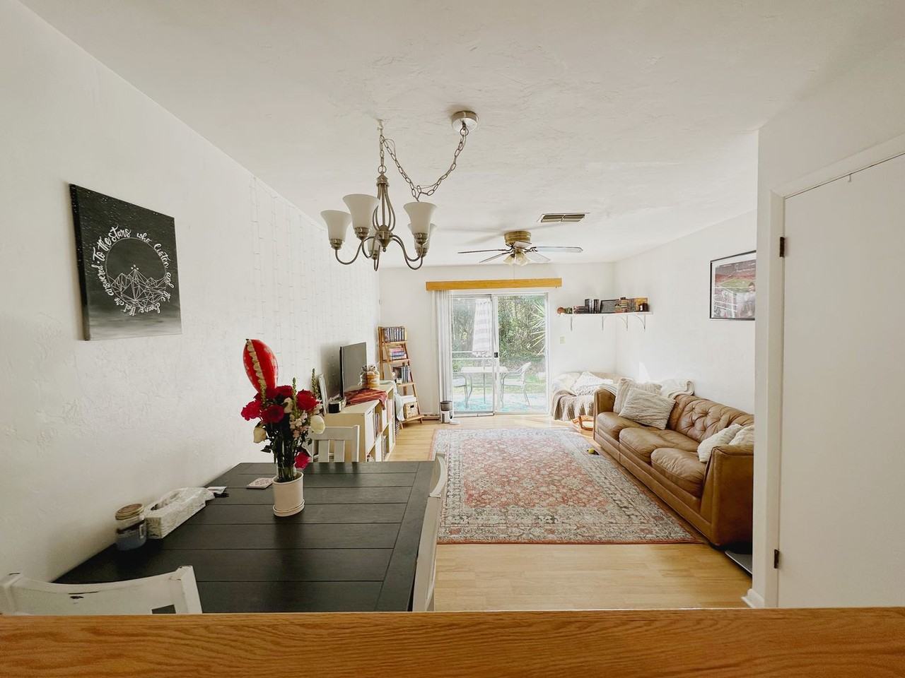 301 Nw 13th Ave - Photo 3 of 13