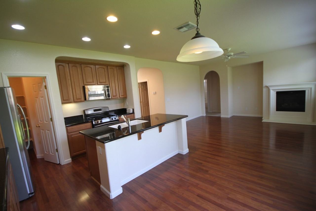 10105 Nebbiolo Ct - Photo 6 of 13