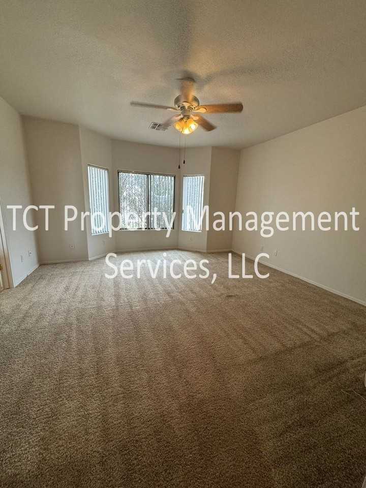 12859 W Sells Dr - Photo 2 of 13