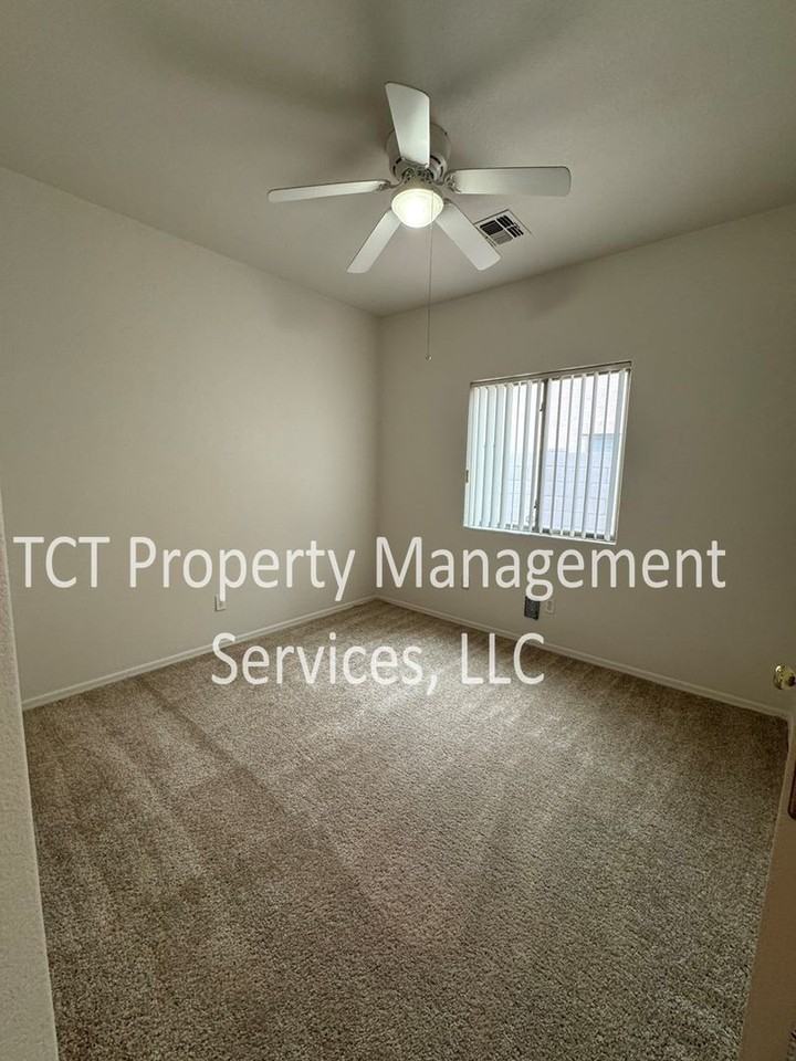 12859 W Sells Dr - Photo 7 of 13