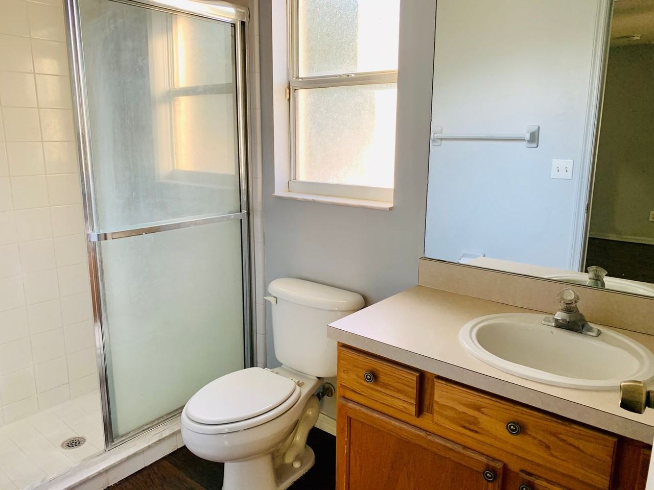 824 Willow Run St - Photo 3 of 11