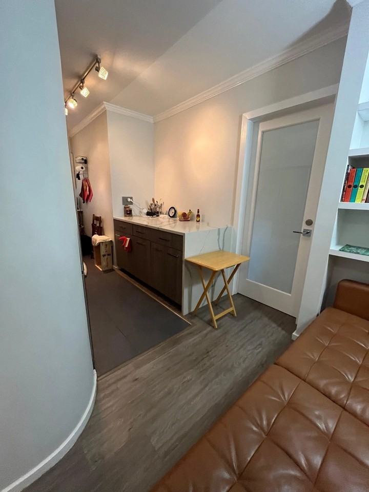 311 East 38th Street #7F - Photo 5 of 9