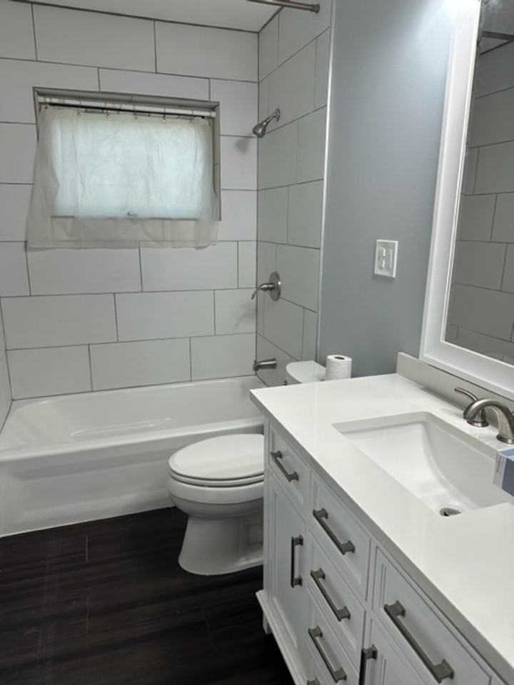 699 80th Ave Ne - Photo 5 of 17