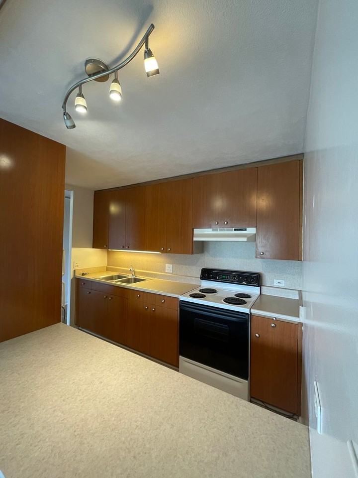 1515 Nuuanu Ave #1154 - Photo 4 of 14