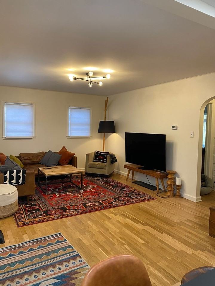 315 Judson St - Photo 3 of 23