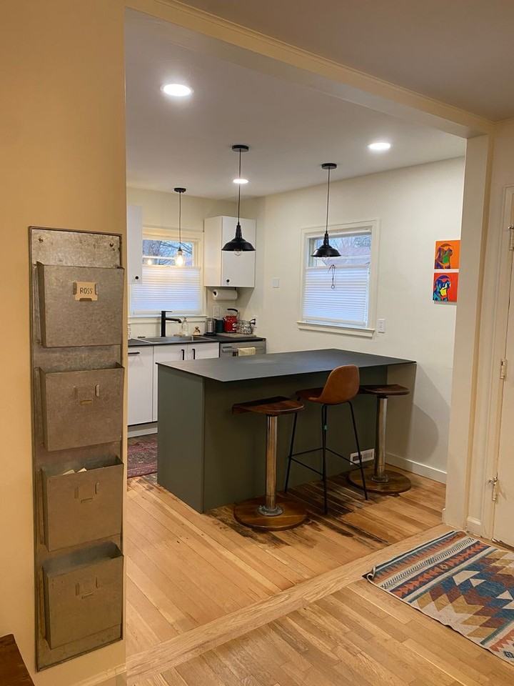 315 Judson St - Photo 5 of 23