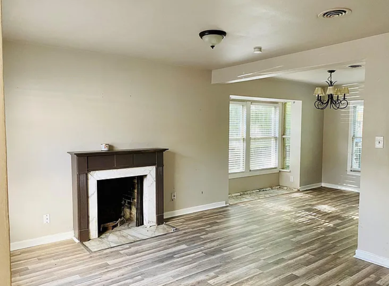 1117 W Tucker Blvd - Photo 2 of 9