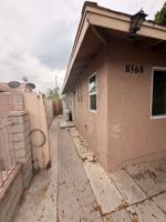 featured image of 8570 Via Norte Dr