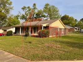 featured image of 3084 Greenbranch Dr
