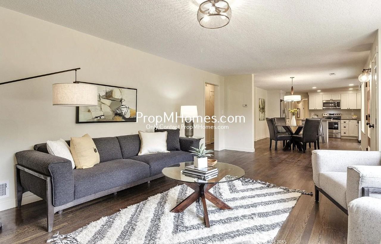 15710 Se Francis Ave - Photo 5 of 25