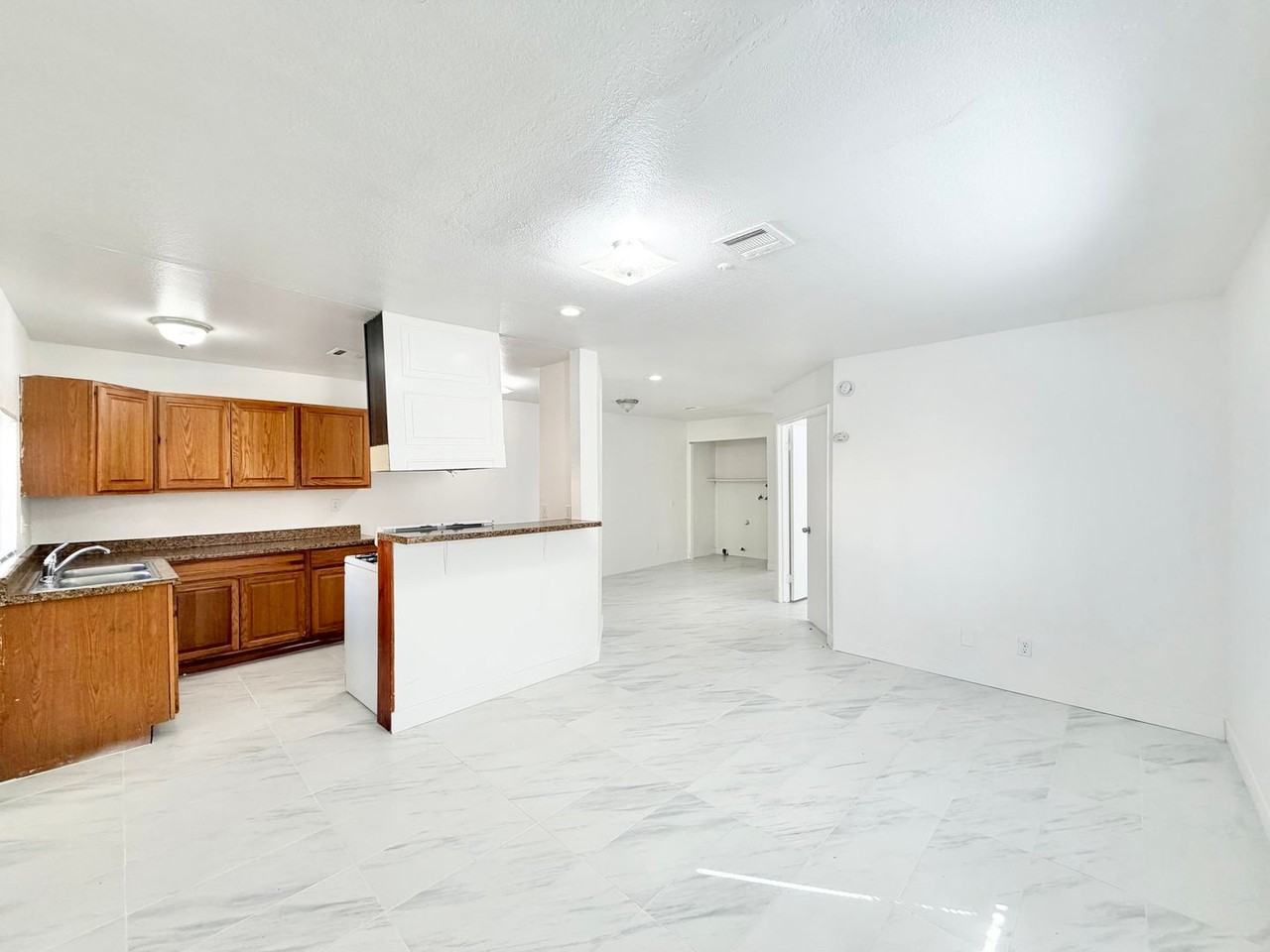 66369 Buena Vista Ave - Photo 2 of 20