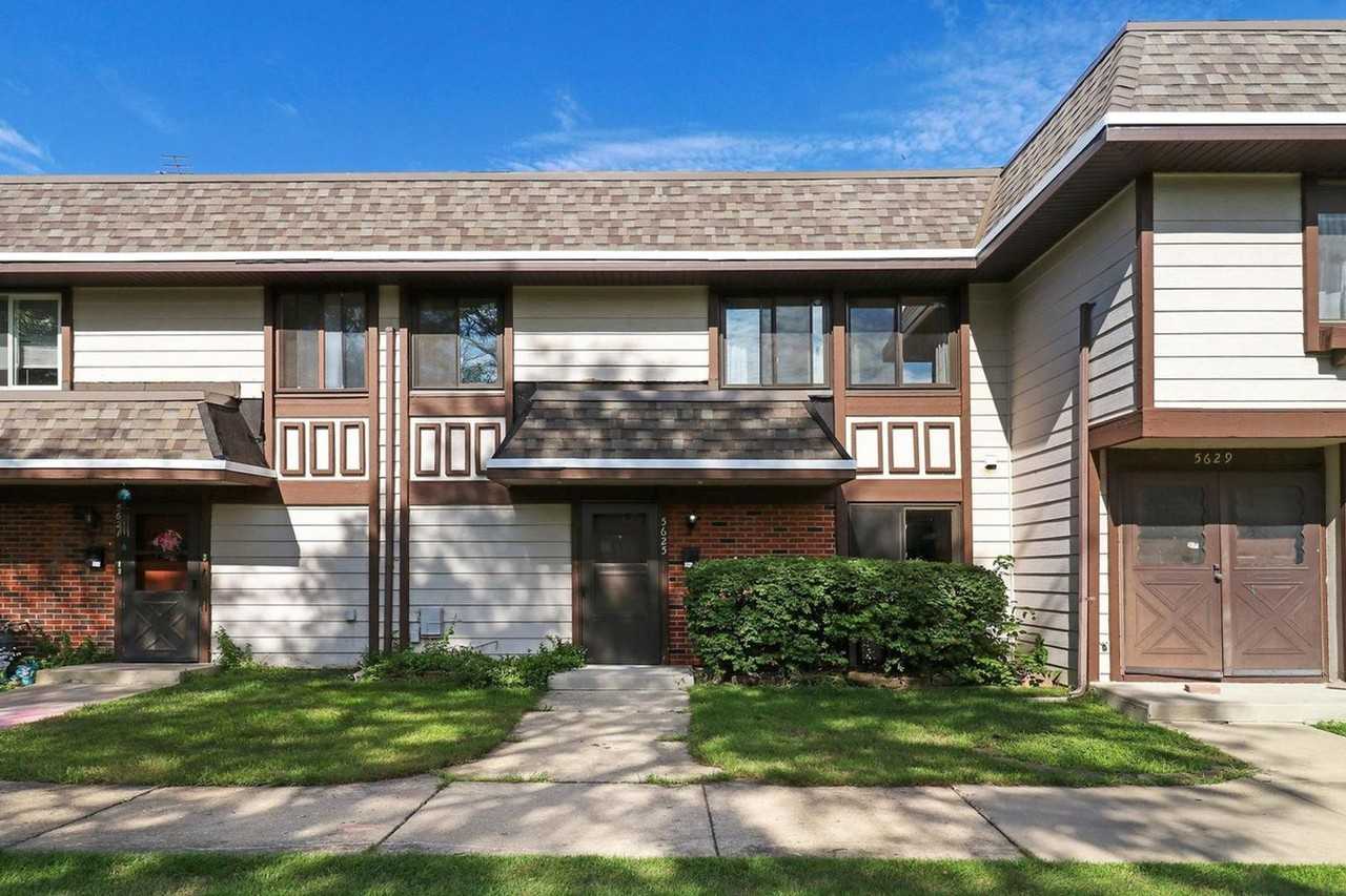 5625 Court Leona - Photo 2 of 15