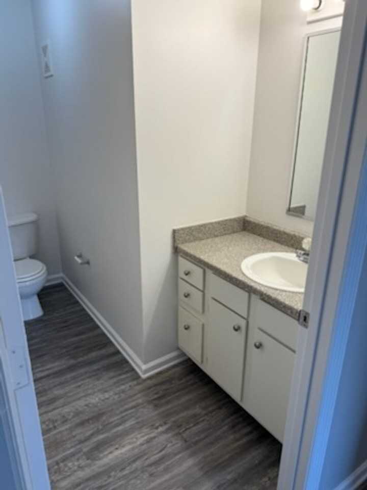 3404 Dill St #401 - Photo 4 of 10