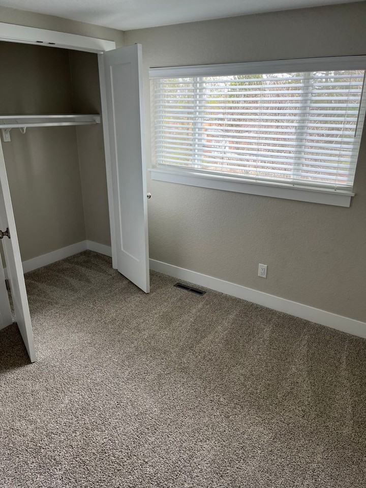 1602 Garfield Ave #04 - Photo 6 of 19