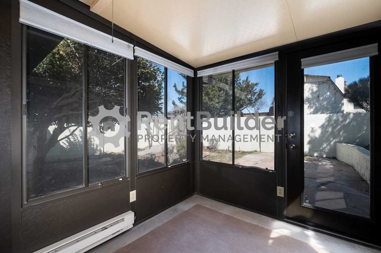 13157 Neon Ave Ne - Photo 7 of 20