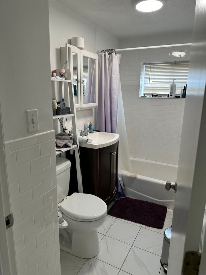 14 Westford St - Photo 2 of 8