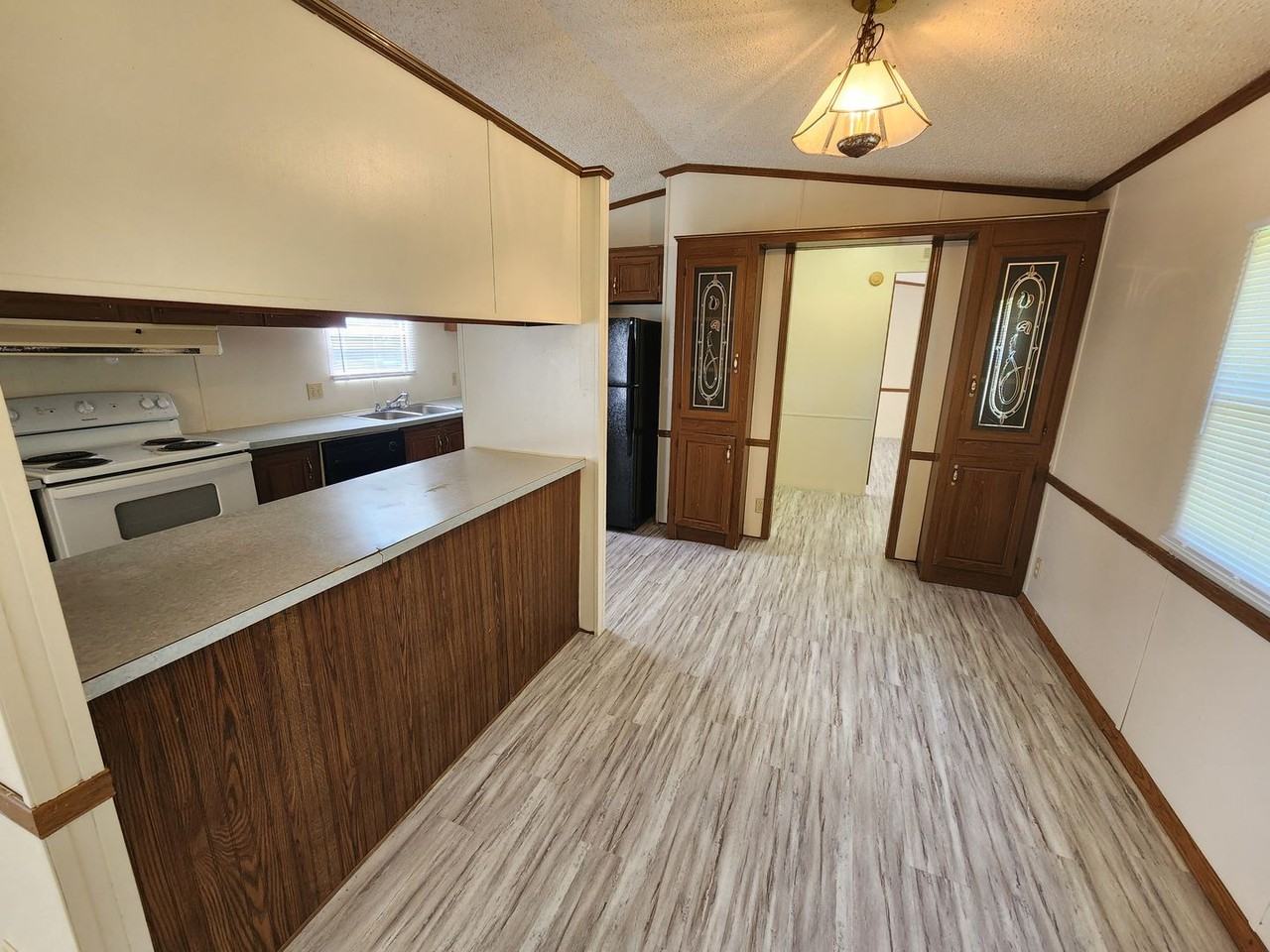 33 Wilma Ln - Photo 4 of 16