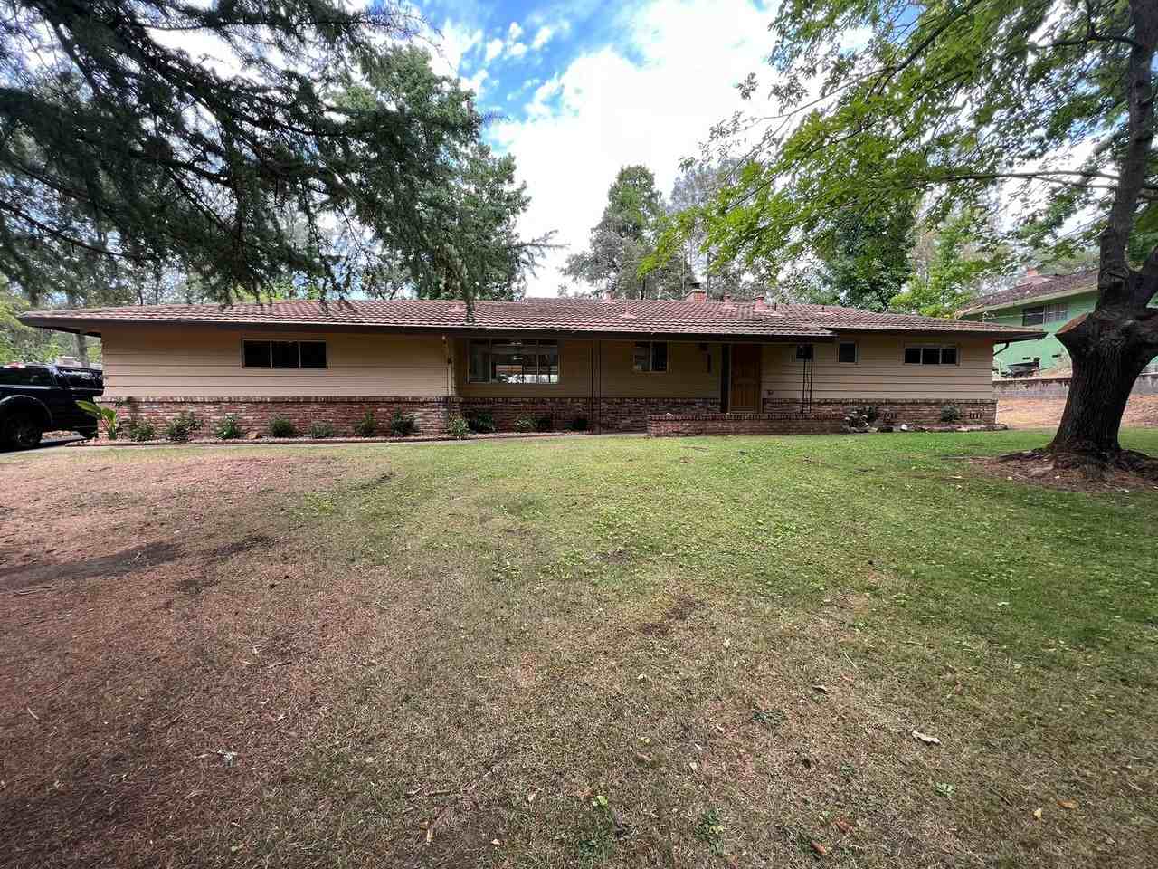 8045 S Lake Cir - Photo 7 of 8