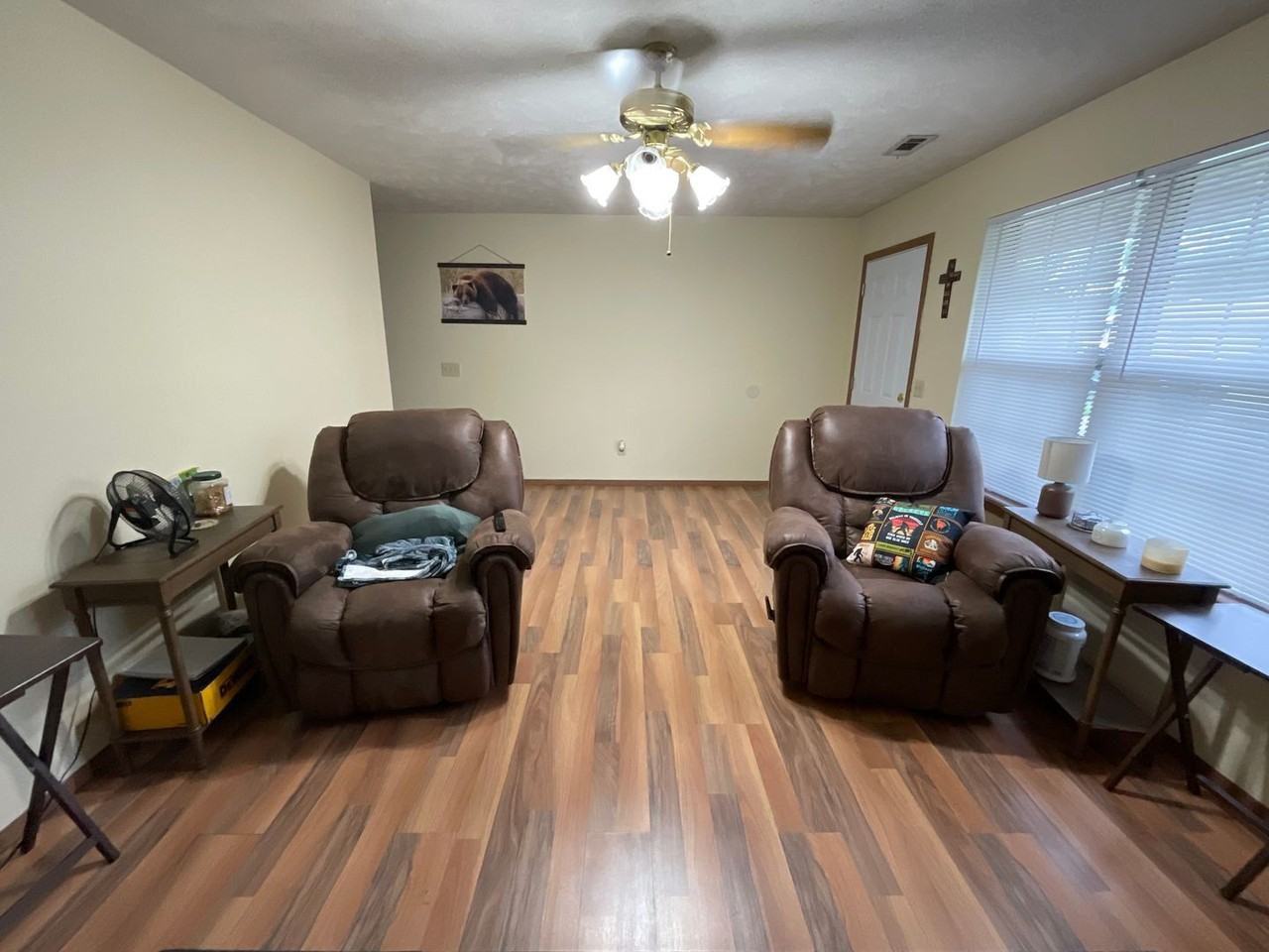 1005 W Edgewood St - Photo 4 of 16