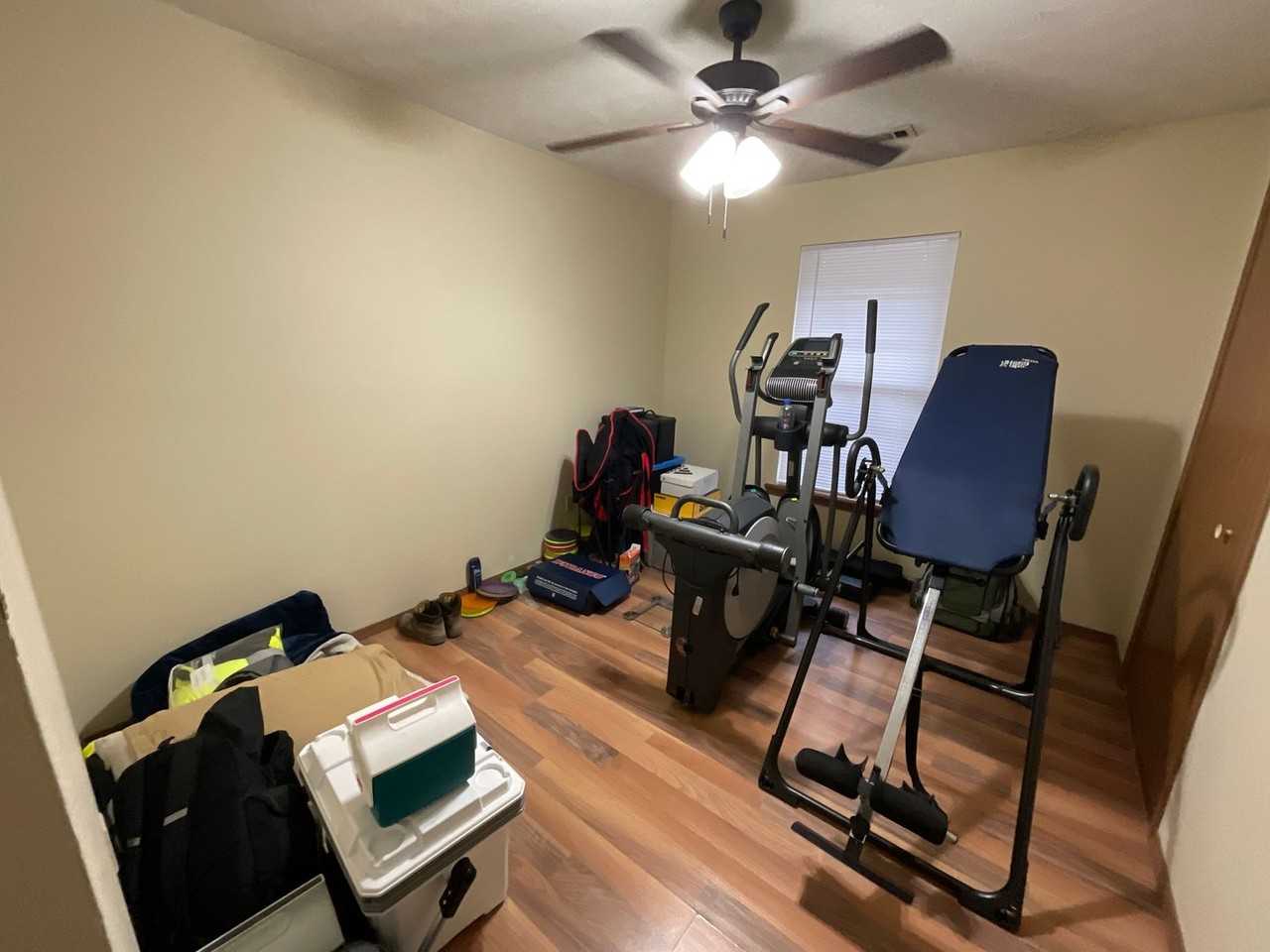 1005 W Edgewood St - Photo 6 of 16