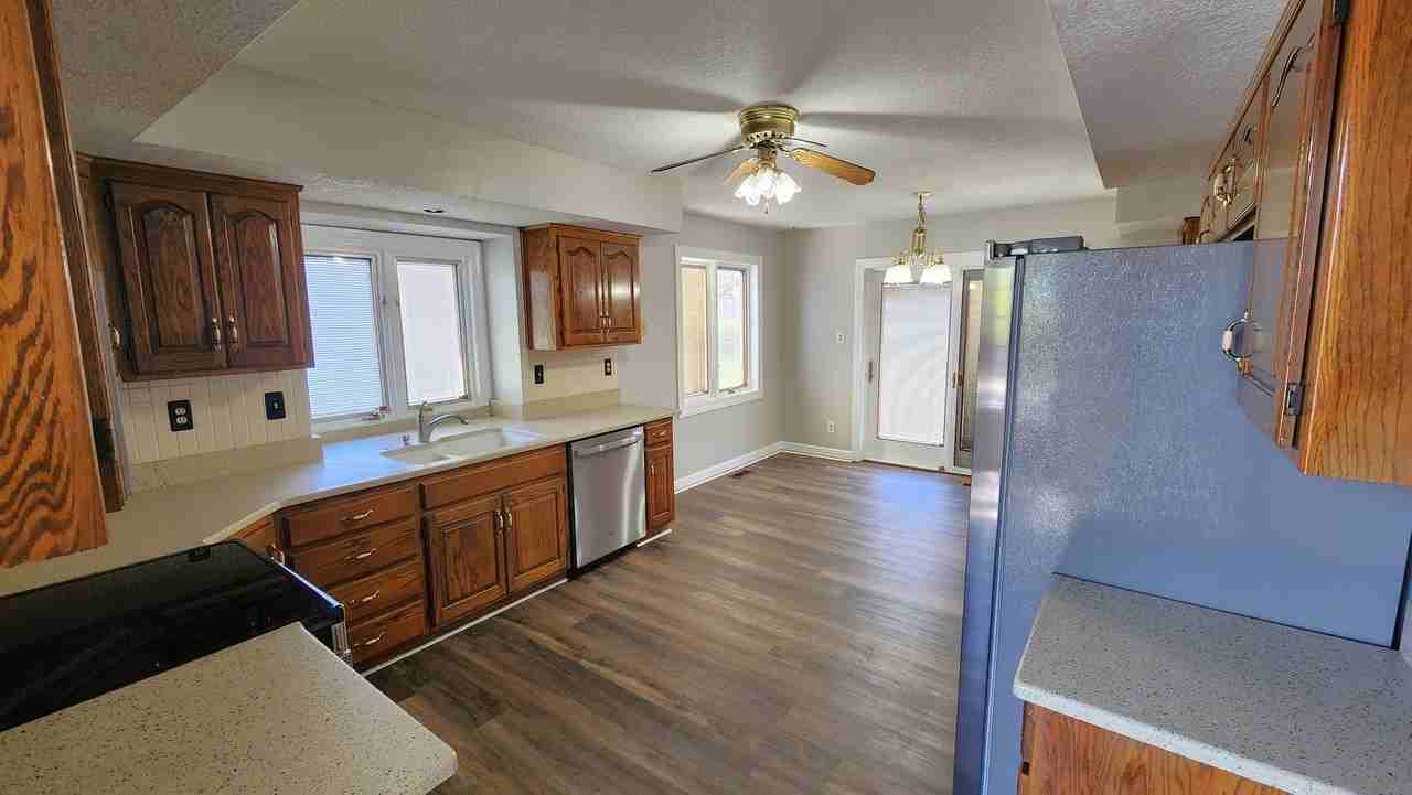 3729 Sw Stutley Rd - Photo 7 of 28