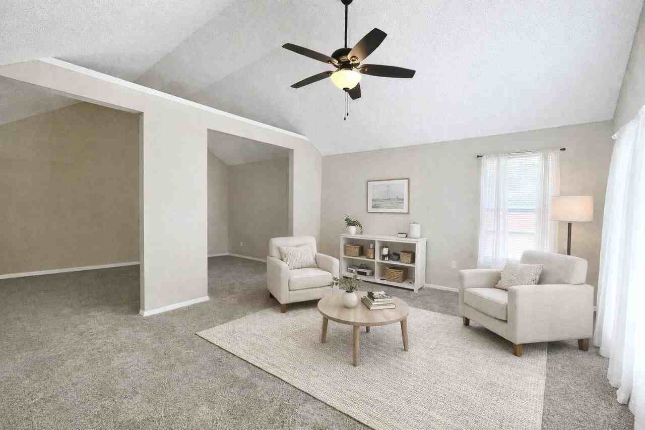 6813 Hadley Dr - Photo 3 of 26