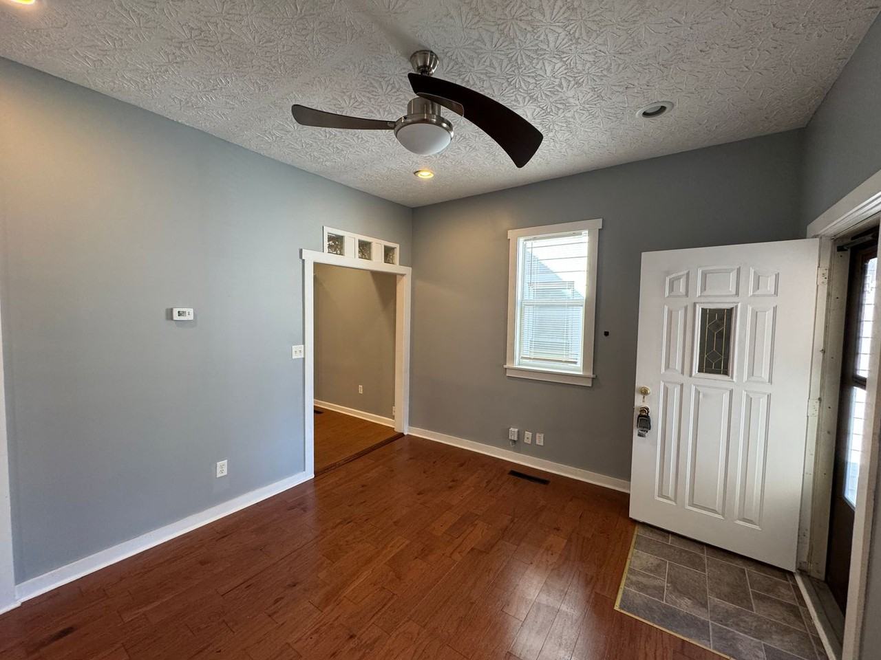 1426 English Ave - Photo 3 of 19