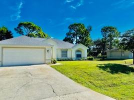 featured image of 18477 Sunflower Rd