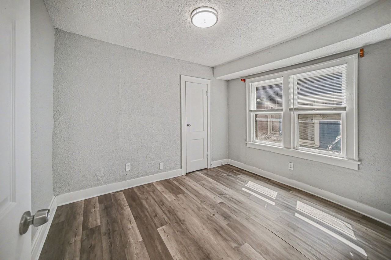 5626 Park Ave - Photo 6 of 14