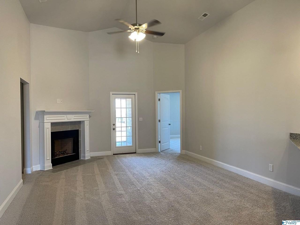 197 Abercorn Dr - Photo 7 of 8