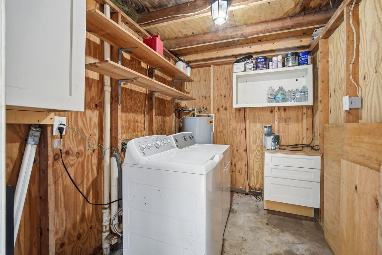 5119 Chilkoot St - Photo 5 of 23