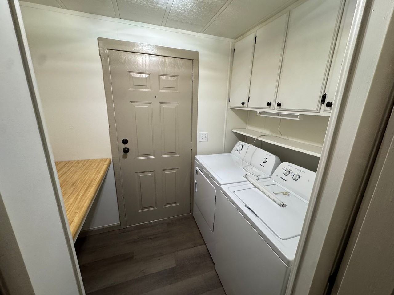 300 Derby Dr - Photo 6 of 15