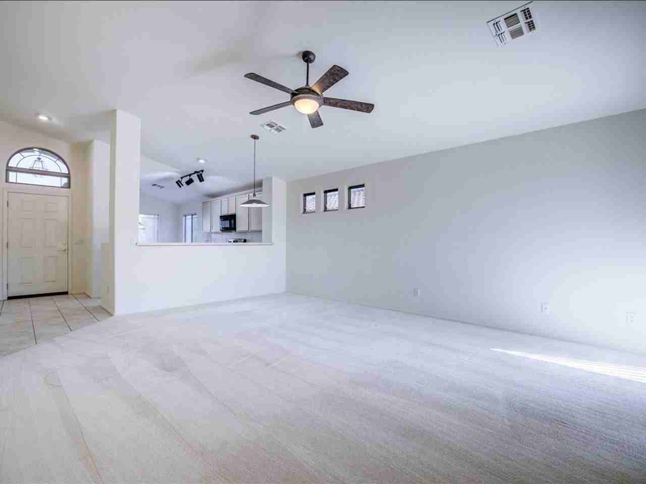 2311 N Creek Vista Dr - Photo 4 of 34