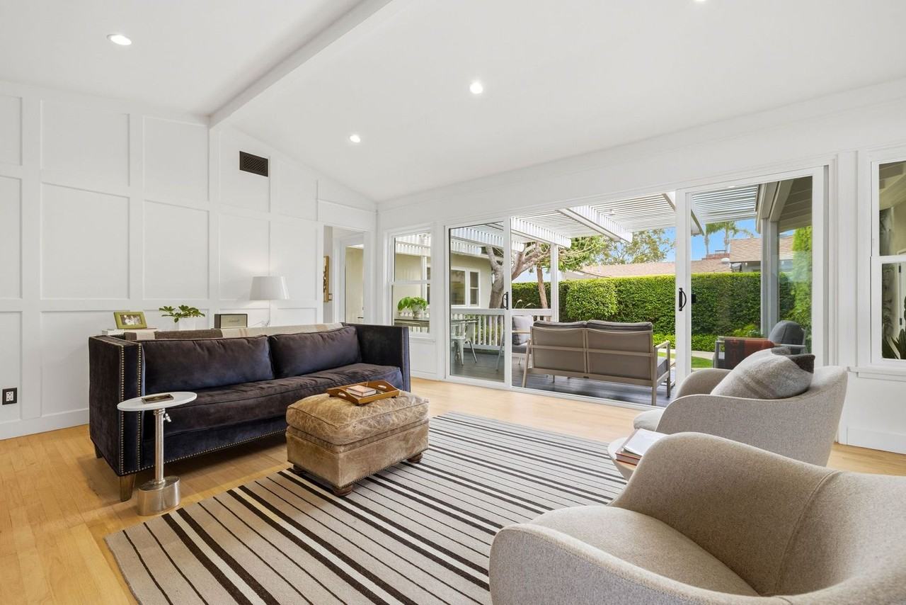 2683 Santa Ana Ave - Photo 6 of 26