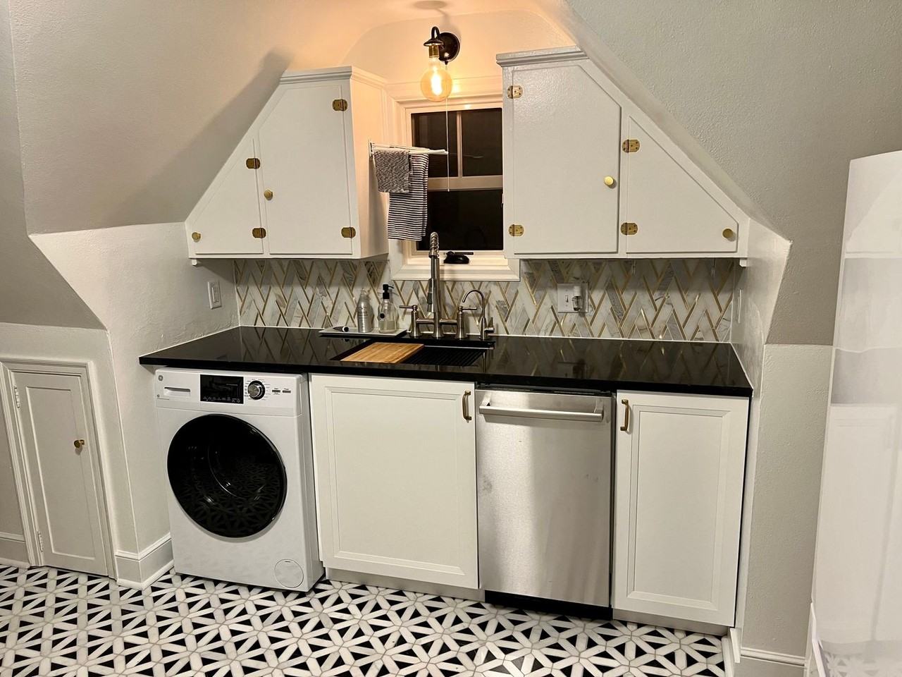 538 4th Ave Nw - Photo 7 of 12