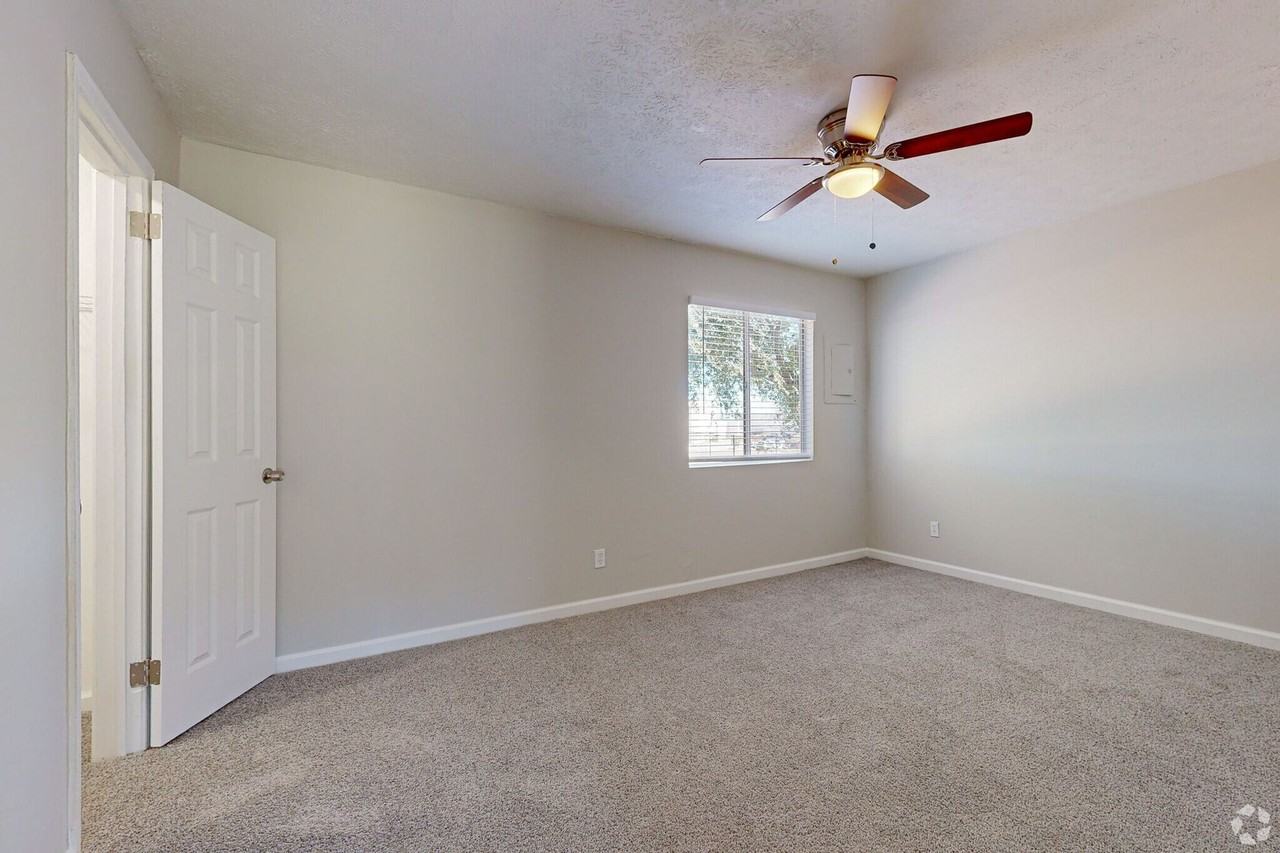 Governors Parc Apartments - Photo 7 of 38