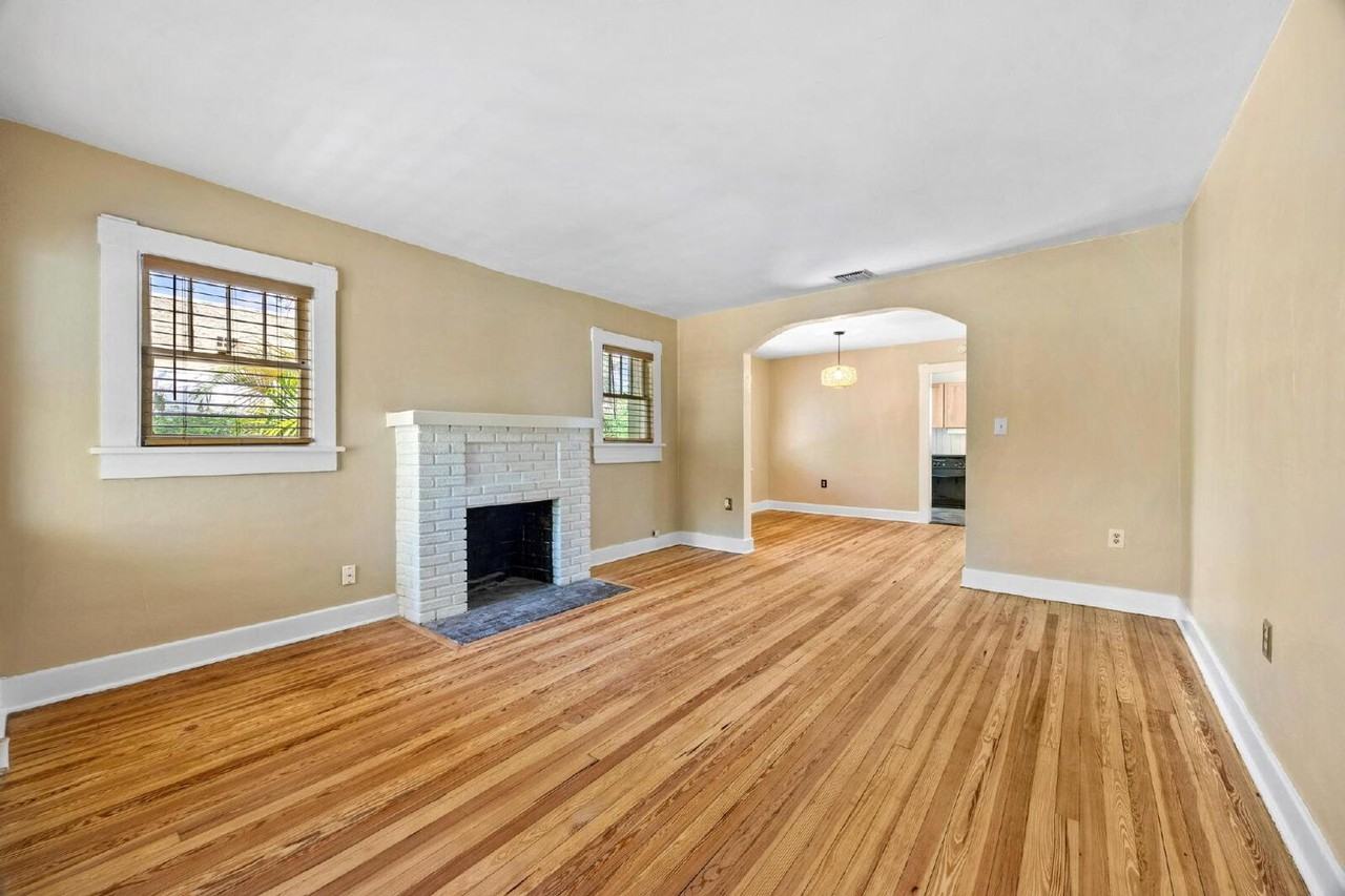 419 58th St - Photo 7 of 47