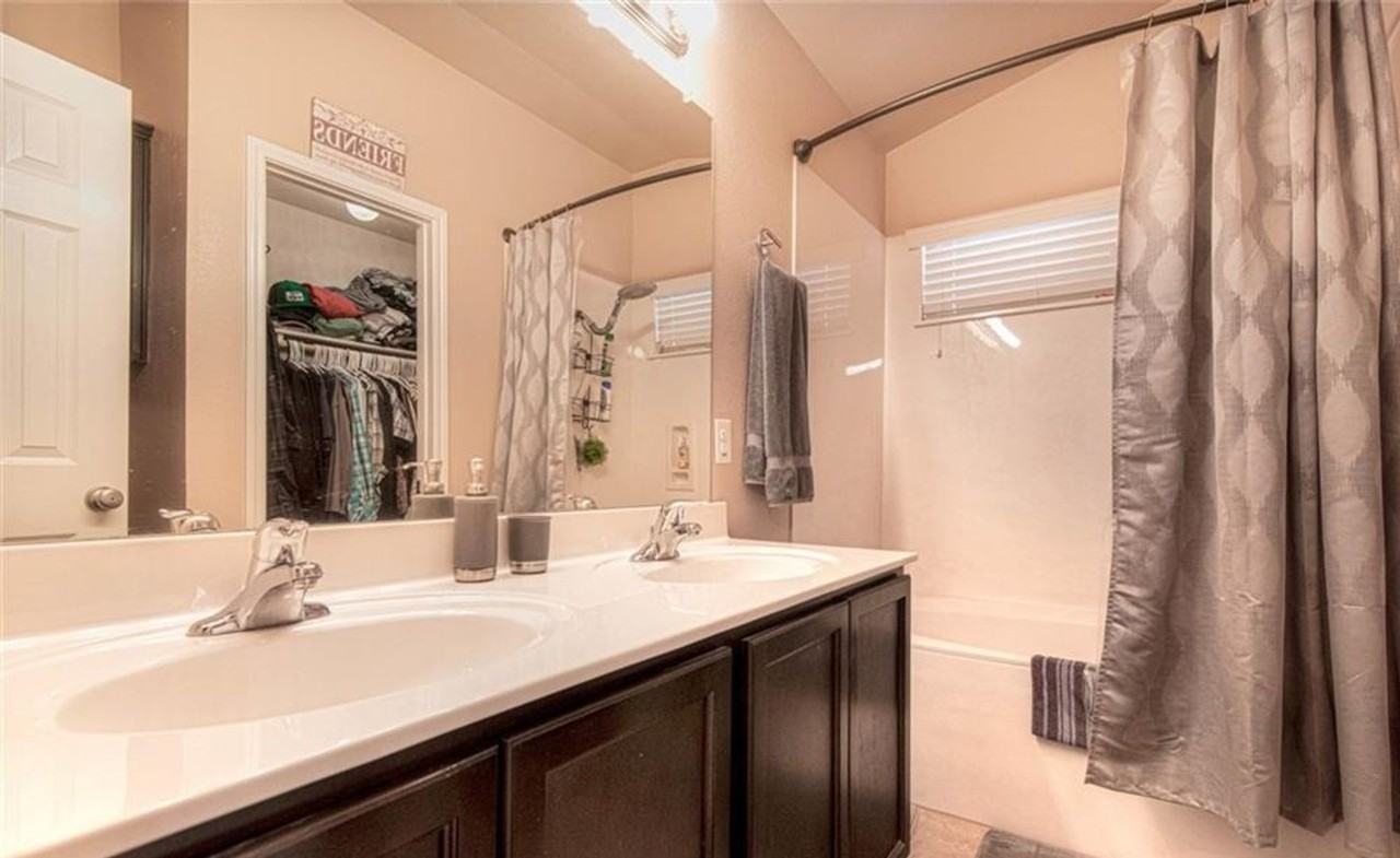 9608 Shimla Dr - Photo 5 of 8