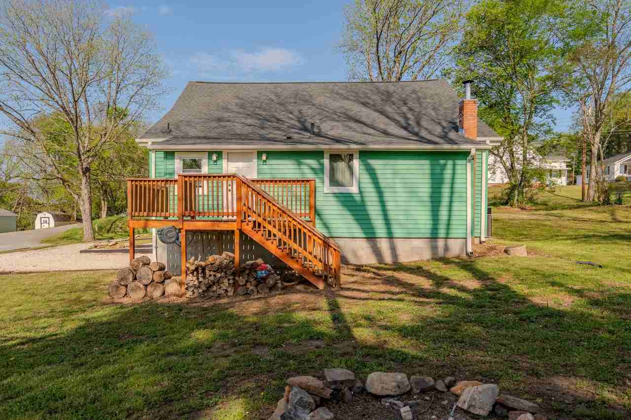 231 Broadway St - Photo 6 of 29