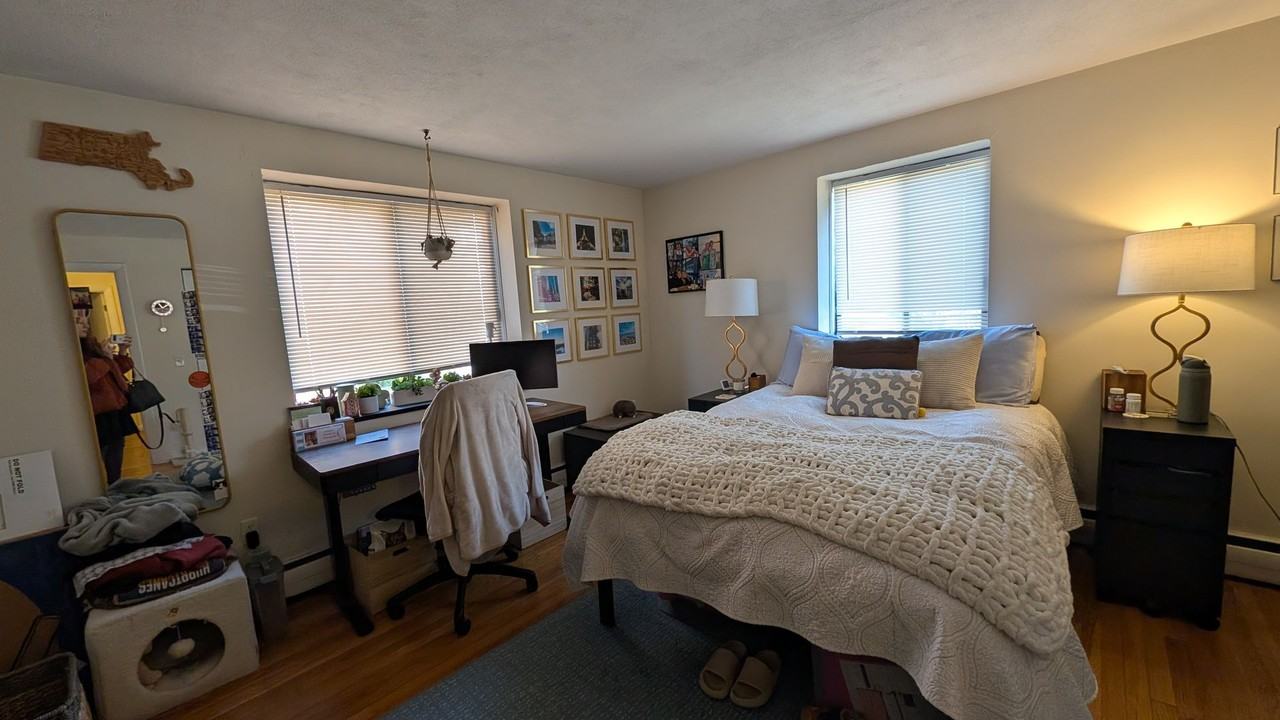 210 Babcock St - Photo 2 of 12