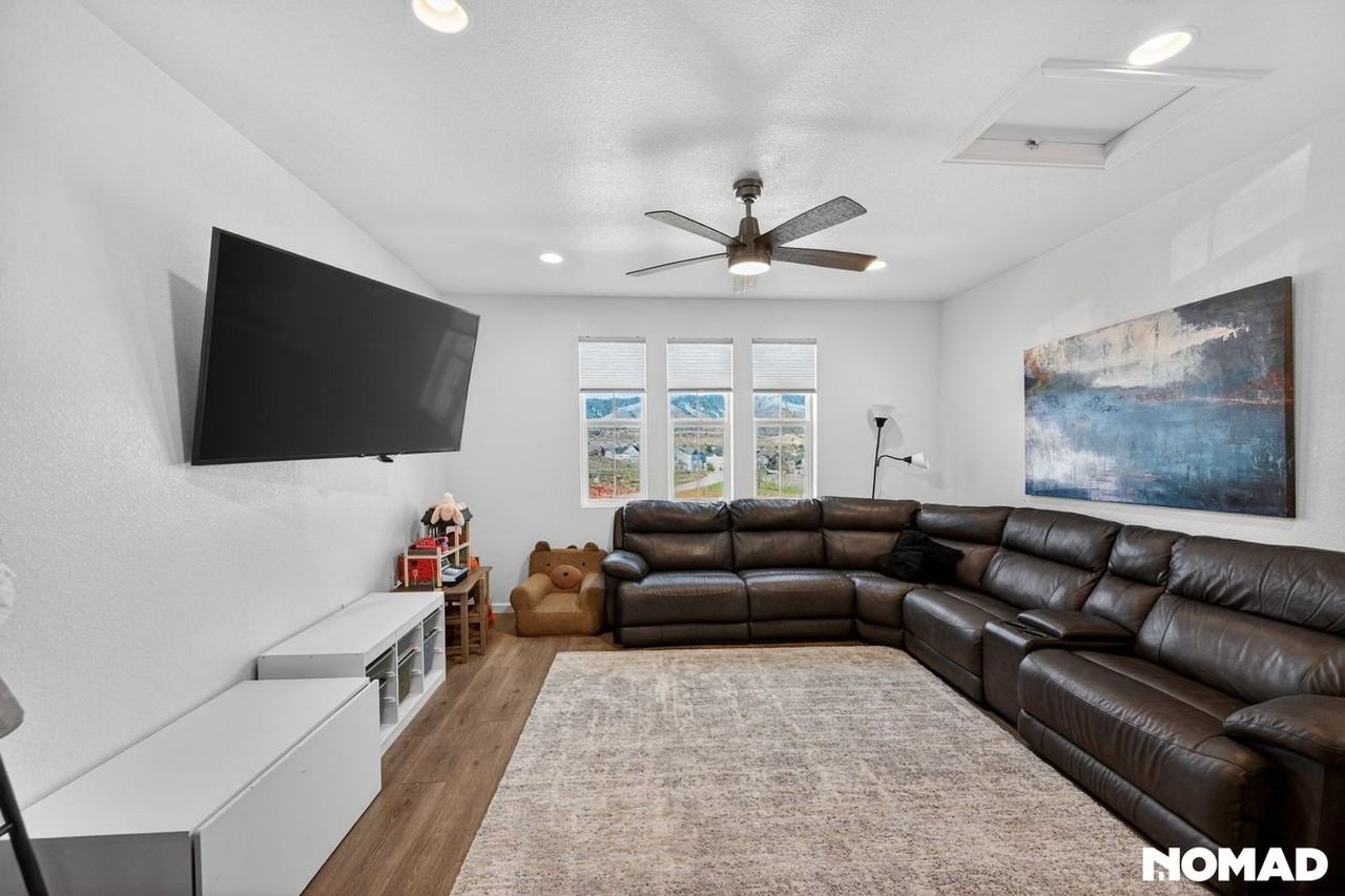 8195 Monte Vista Cir - Photo 4 of 22