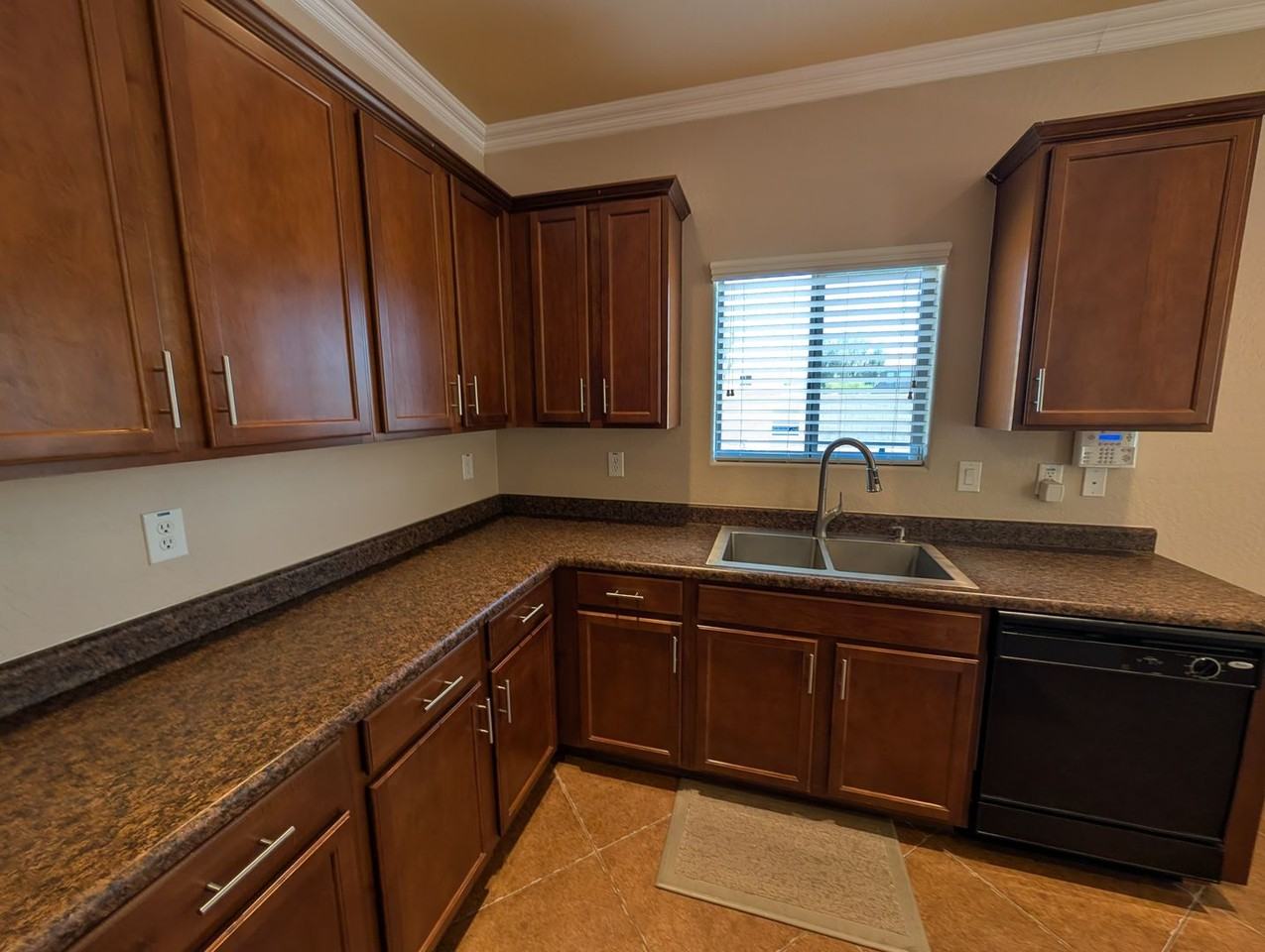 1094 W Jamaica Hope Way - Photo 7 of 41