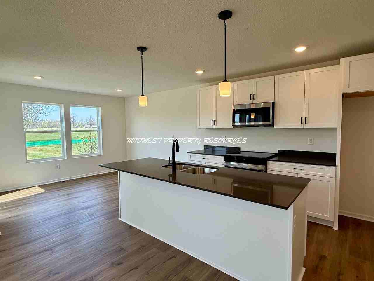 8801 Sw 10th St - Photo 3 of 27