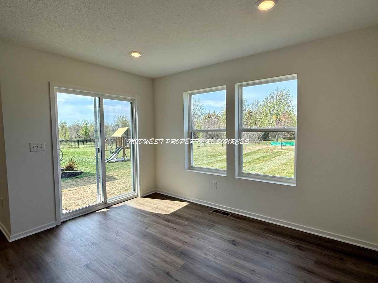 8801 Sw 10th St - Photo 5 of 27